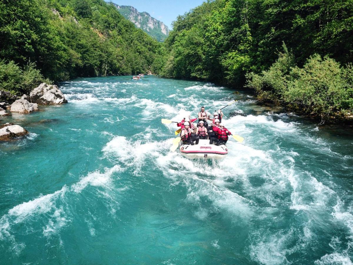 Rafting Camp Modra Rijeka Hotel Scepan-Polje Ngoại thất bức ảnh
